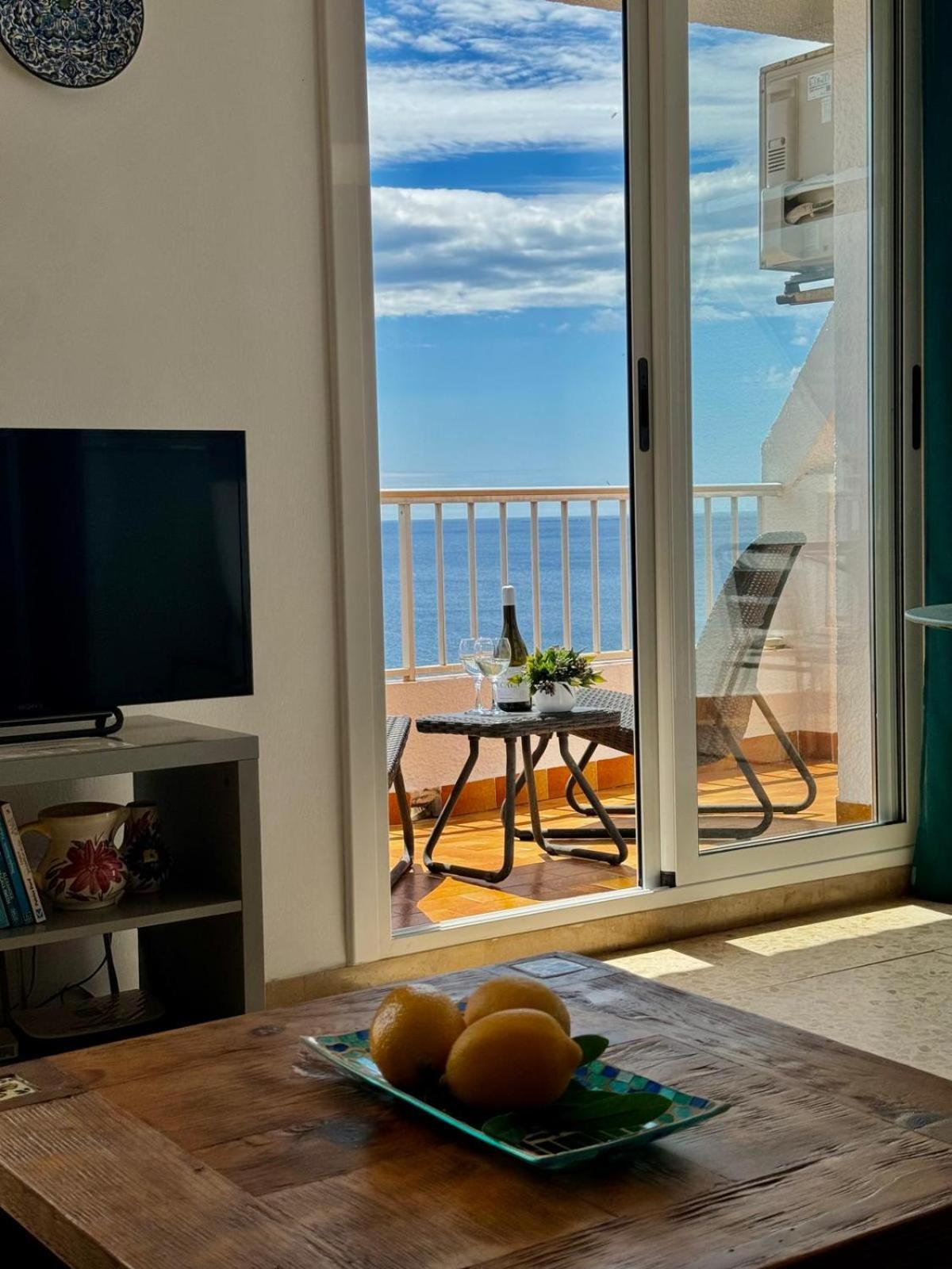Charming Sea Front 3 Bedroom Apartment - Incredible Views! Ла-Амеллья-де-Мар Экстерьер фото